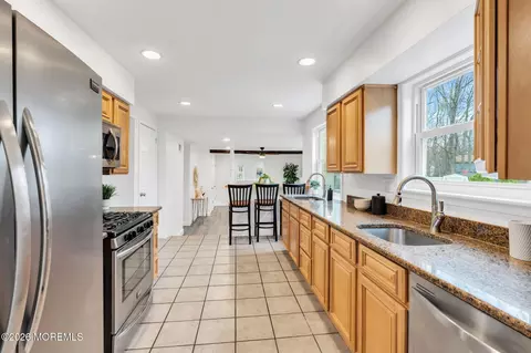 Kitchen - 15 Partree Rd, Jackson, NJ 08527 photo 3 of 3