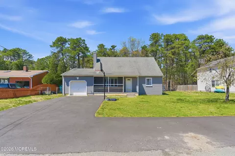1546 Dee Rd, Forked River, NJ 08731