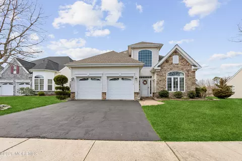 3 Weymouth Ct, Barnegat, NJ 08005