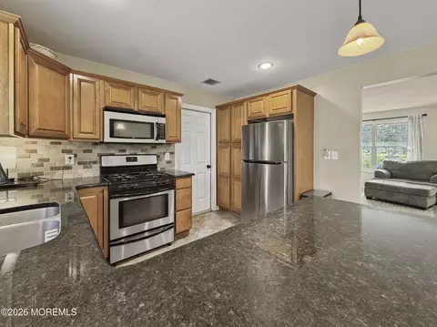 Kitchen - 239 Crescent Ave, Jackson, NJ 08527 photo 3 of 5