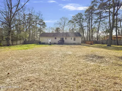 Exterior - 239 Crescent Ave, Jackson, NJ 08527 photo 3 of 5