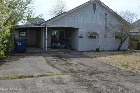 22 N Captains Dr, Little Egg Harbor, NJ 08087