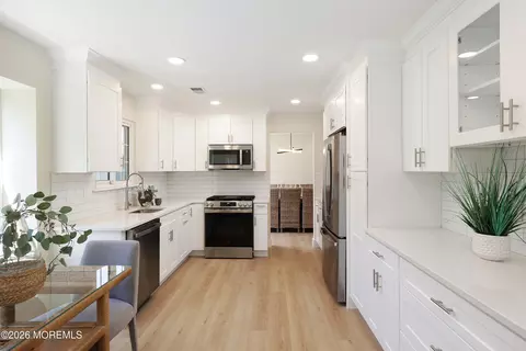 2430 Woodbine Ln, Toms River, NJ 08755