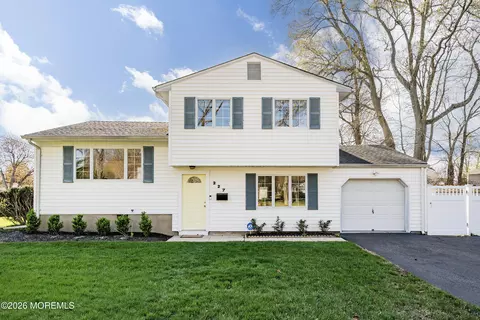 227 Wilson Ave, Middletown, NJ 07748