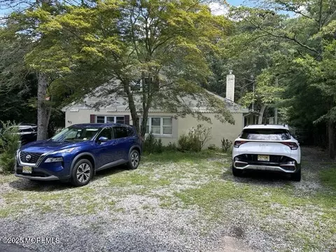 401-403 Glenn Rd, Jackson, NJ 08527 photo 3