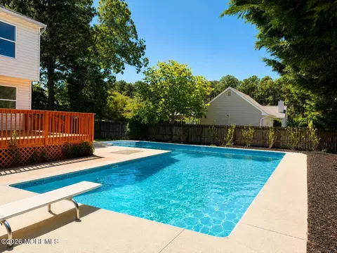 780 Jerah Ct, Toms River, NJ 08753