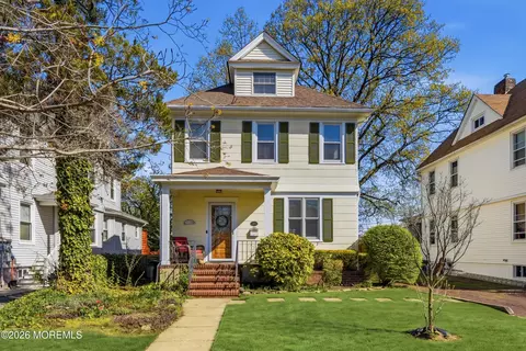 26 Chestnut St, Red Bank, NJ 07701