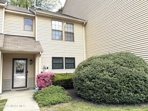 1101 Fern Ct, Jackson, NJ 08527