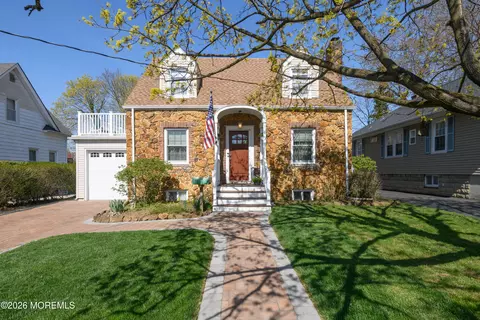 9 William St, Red Bank, NJ 07701