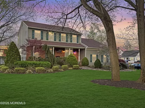 19 Brighton Ave, Red Bank, NJ 07701