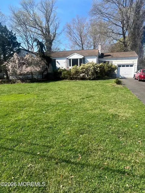216 Queens Dr S, Little Silver, NJ 07739
