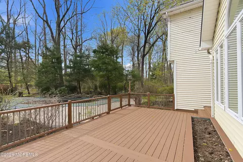 Exterior - 8 Roebling Ct, Leonardo, NJ 07737 photo 6 of 18