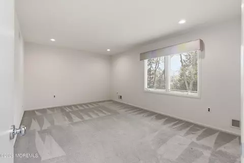 Bedroom - 8 Roebling Ct, Leonardo, NJ 07737 photo 4 of 4