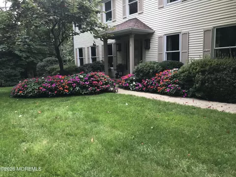 Exterior - 8 Roebling Ct, Leonardo, NJ 07737 photo 14 of 18