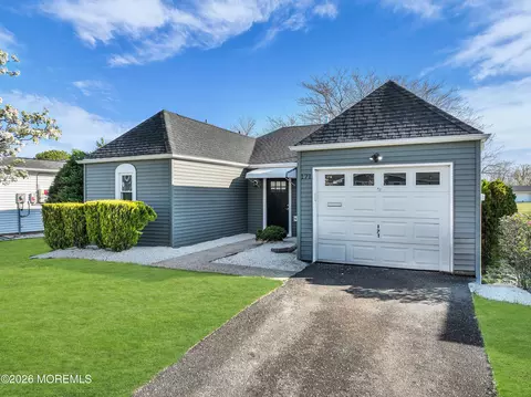 171 Blake Cir, Brick, NJ 08724