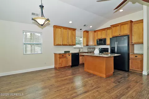 Kitchen - 28 Dolphin Way, Waretown, NJ 08758 photo 1 of 6