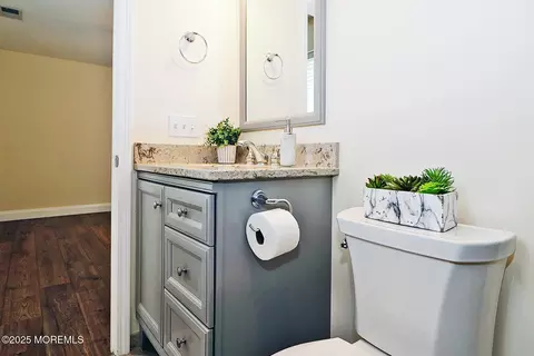 Bath - 28 Dolphin Way, Waretown, NJ 08758 photo 6 of 6