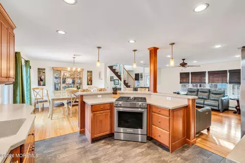 Kitchen - 475 Admiral Rd, Forked River, NJ 08731 photo 6 of 6
