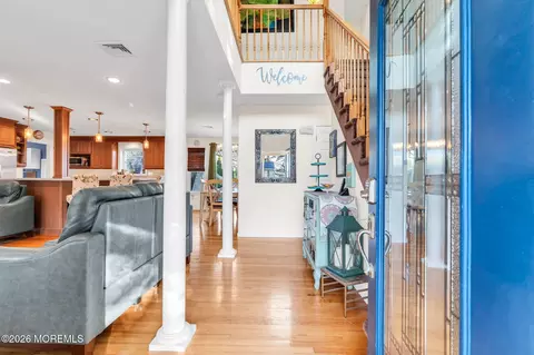 Entry Way - 475 Admiral Rd, Forked River, NJ 08731 photo 1 of 9