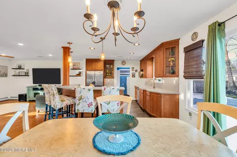 Dining - 475 Admiral Rd, Forked River, NJ 08731 photo 3 of 3