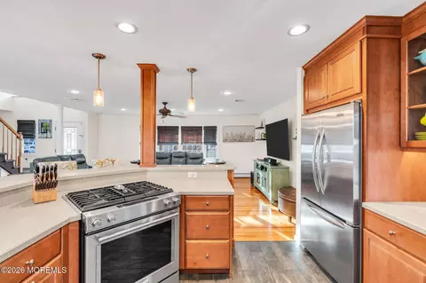 Kitchen - 475 Admiral Rd, Forked River, NJ 08731 photo 4 of 6