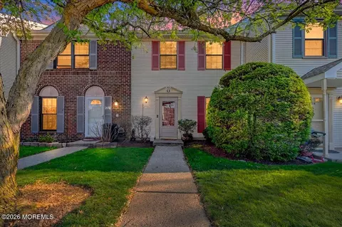 275 Bromley Pl #275, East Brunswick, NJ 08816