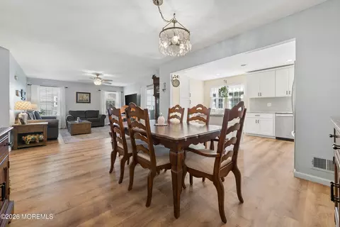 6 Wales Ct, Forked River, NJ 08731 photo 9