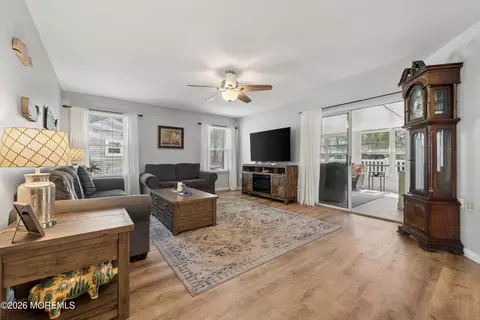 6 Wales Ct, Forked River, NJ 08731 photo 4