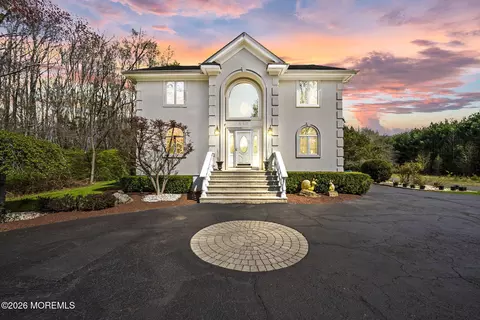 117 Crine Rd, Morganville, NJ 07751
