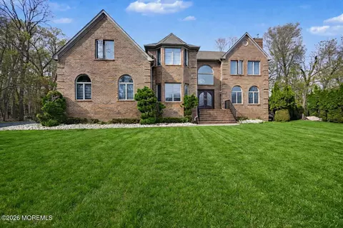 14 Black Walnut Way, Marlboro, NJ 07746