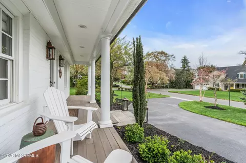 Exterior - 9 N Cherry Ln, Rumson, NJ 07760 photo 3 of 14