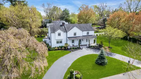 Exterior - 9 N Cherry Ln, Rumson, NJ 07760 photo 6 of 14