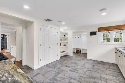 Other - 9 N Cherry Ln, Rumson, NJ 07760 photo 3 of 8