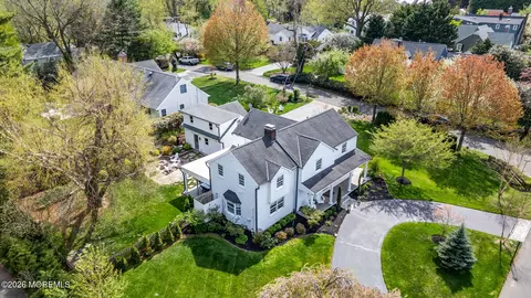 View/Area - 9 N Cherry Ln, Rumson, NJ 07760 photo 1 of 4