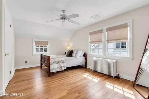 Bedroom - 9 N Cherry Ln, Rumson, NJ 07760 photo 4 of 4