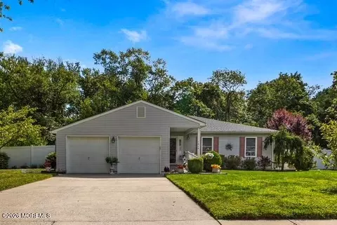 1614 Rogers Ct, Wall, NJ 07719