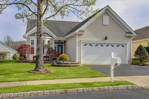 14 Wooten Ct, Jackson, NJ 08527
