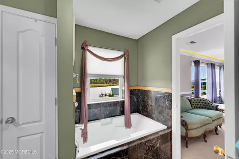 Bath - 741 S River Dr, Forked River, NJ 08731 photo 4 of 7