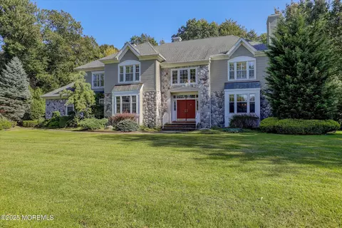 26 Bruns Rd, Allenhurst, NJ 07711