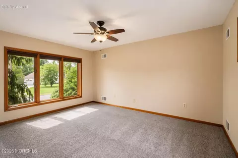 Bedroom - 424 Continental St, Forked River, NJ 08731 photo 6 of 11