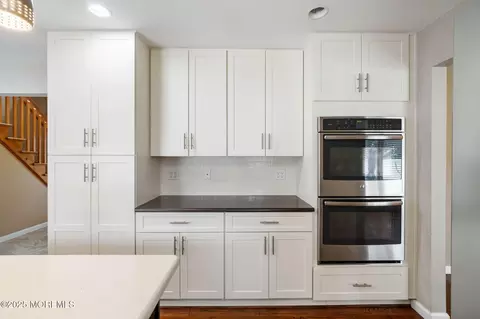 Kitchen - 424 Continental St, Forked River, NJ 08731 photo 6 of 6