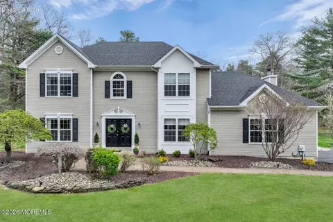 3 Ramapo Ct, Colts Neck, NJ 07722