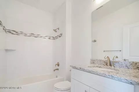 Bath - 300 Virtue Rd, Brick, NJ 08723 photo 2 of 5
