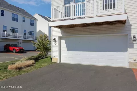 Exterior - 300 Virtue Rd, Brick, NJ 08723 photo 4 of 4