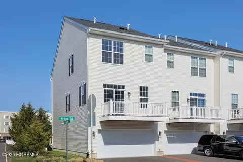 Exterior - 300 Virtue Rd, Brick, NJ 08723 photo 2 of 4