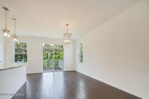 Dining - 300 Virtue Rd, Brick, NJ 08723 photo 2 of 2