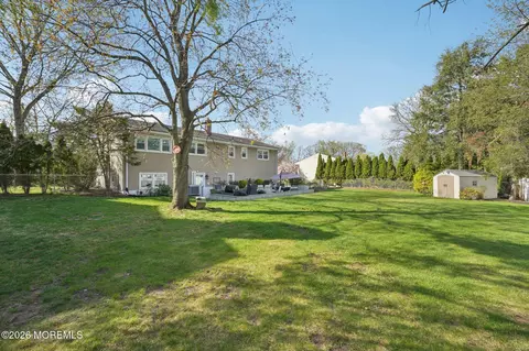 Exterior - 676 Rutgers Pl, Paramus, NJ 07652 photo 6 of 7