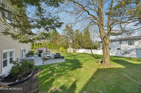 Exterior - 676 Rutgers Pl, Paramus, NJ 07652 photo 7 of 7