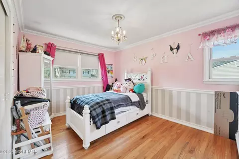 Bedroom - 676 Rutgers Pl, Paramus, NJ 07652 photo 1 of 5