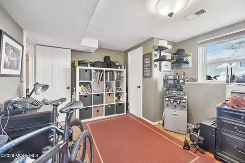 Other - 676 Rutgers Pl, Paramus, NJ 07652 photo 11 of 12
